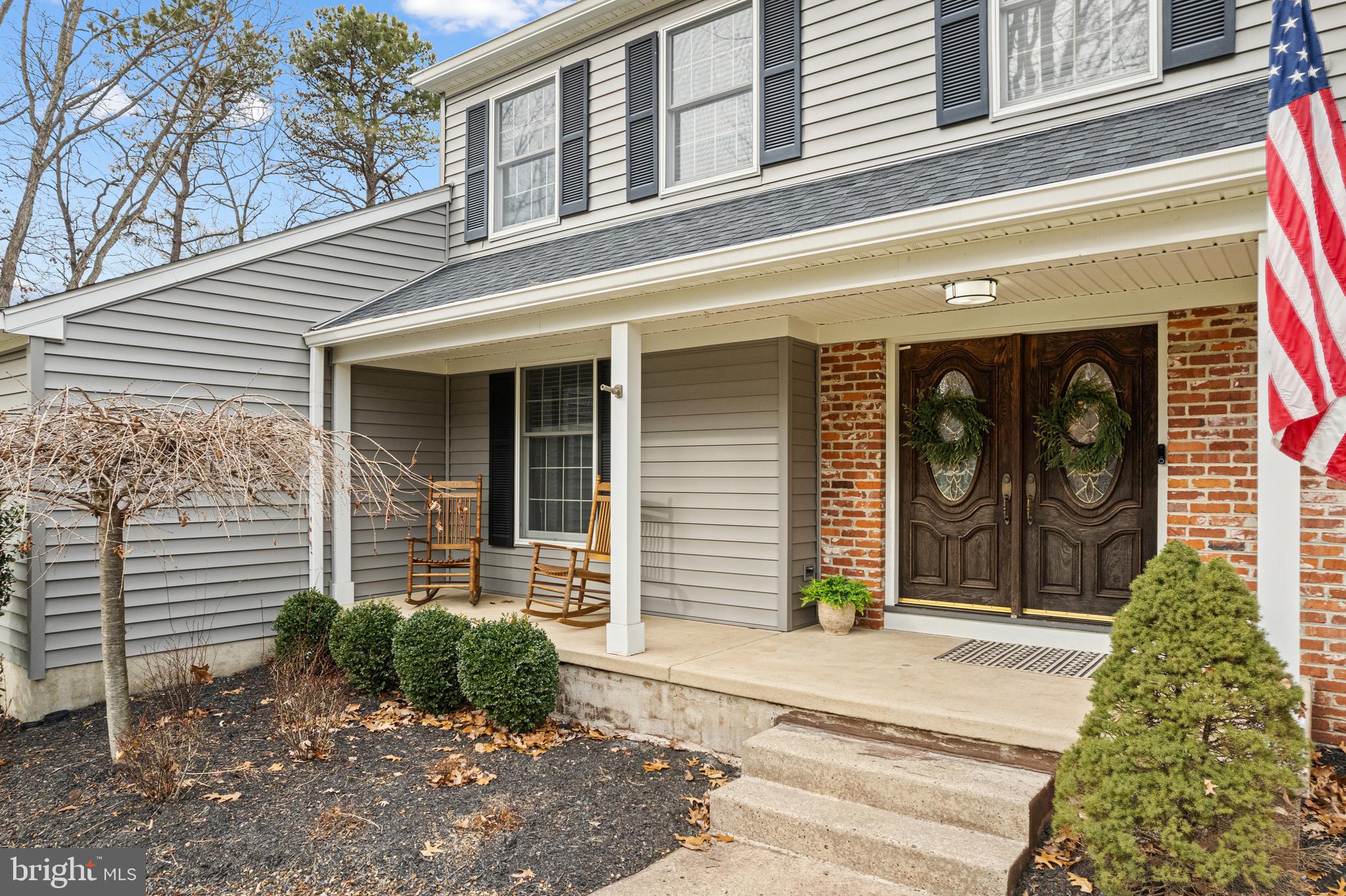 8 WETHERSFIELD DRIVE