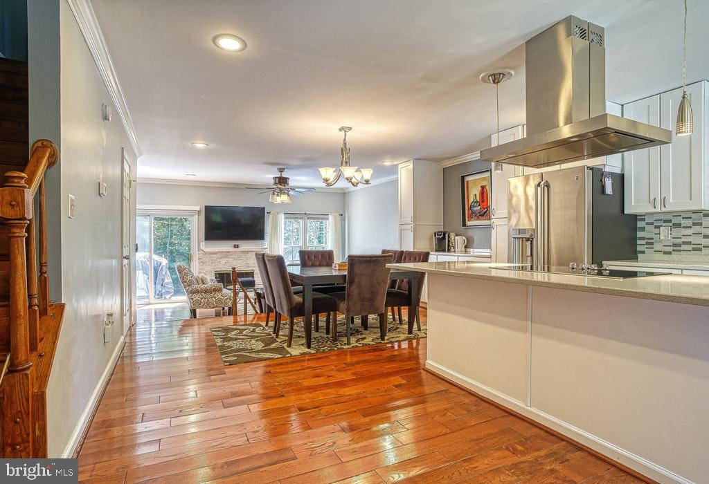 TOWNS OF FOREST HILLS - Residential