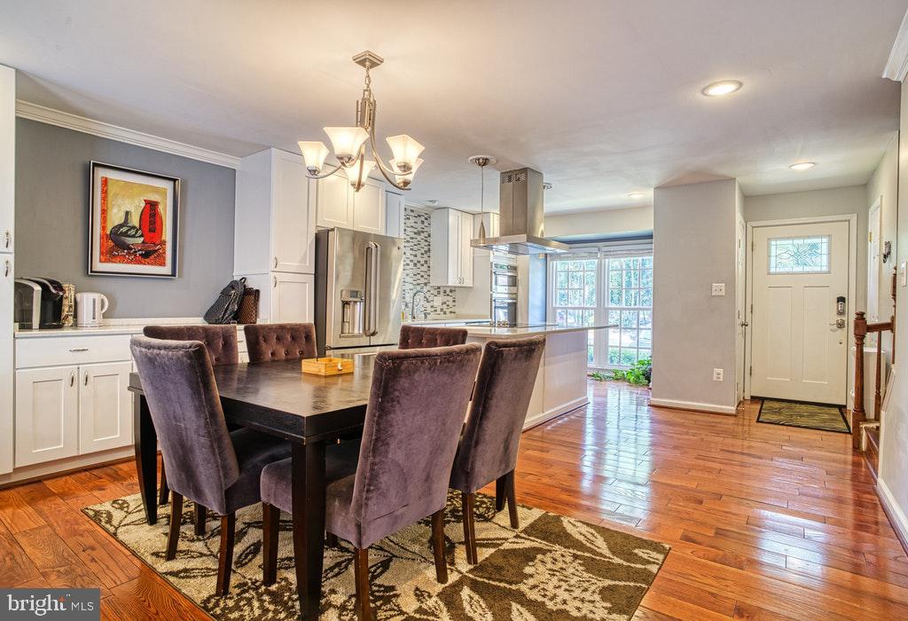 TOWNS OF FOREST HILLS - Residential