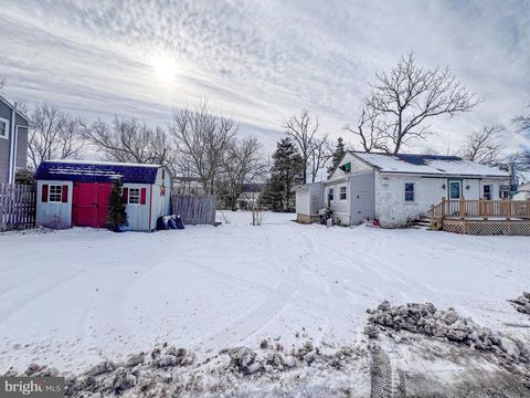 Photo of 48 Fruitville Road, POTTSTOWN, PA 19464 (MLS # PAMC2168548)