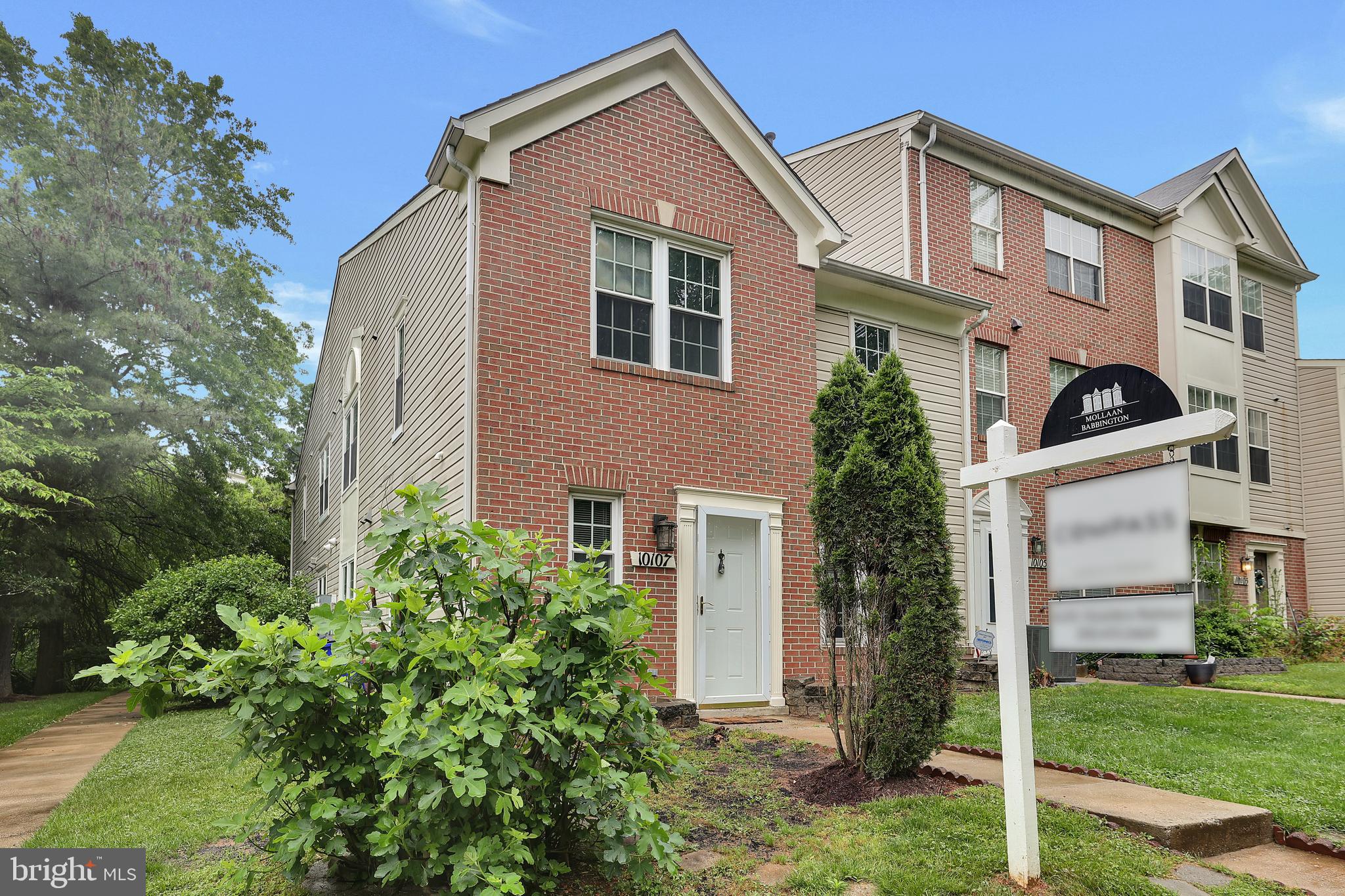 DECOVERLY ADVENTURE - Residential Lease