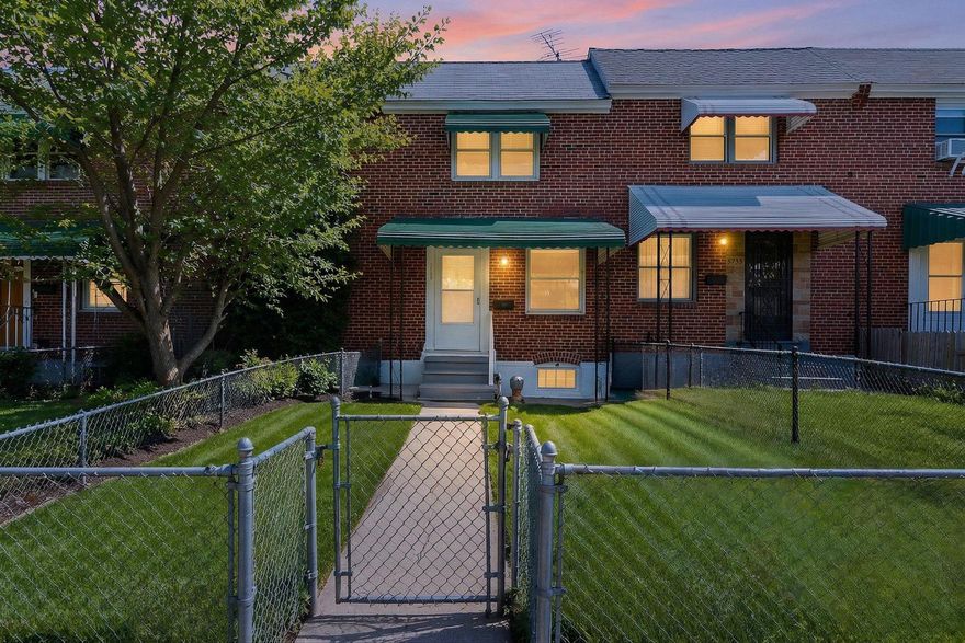 This charming 2-bedroom, 1-bathroom townhouse in Brooklyn Park offers a solid investment opportunity with excellent potential returns. Built in 1943, the property features a traditional brick exterior and is in very good condition, ensuring minimal immediate maintenance costs. The interior boasts an open floor plan with luxury vinyl plank flooring and ceiling fans, enhancing appeal to potential renters. The full basement, with both interior and outside access, provides additional storage or potential for future living space, increasing rental value. Key appliances include a refrigerator and stove, with washer/dryer hookups available for tenant convenience. Exterior features such as awnings and sidewalks enhance curb appeal, while off-street parking adds to tenant desirability. Located less than a mile from public transportation, this property is well-positioned for easy commuting. With no HOA fees and a low-maintenance design, this townhouse is a prime candidate for steady rental income and long-term appreciation.