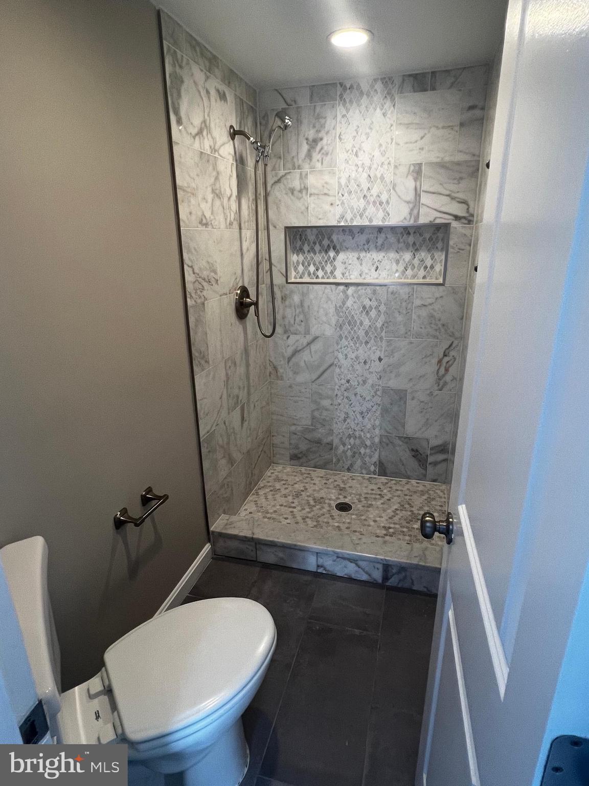 TANTALLON HILLS - Residential