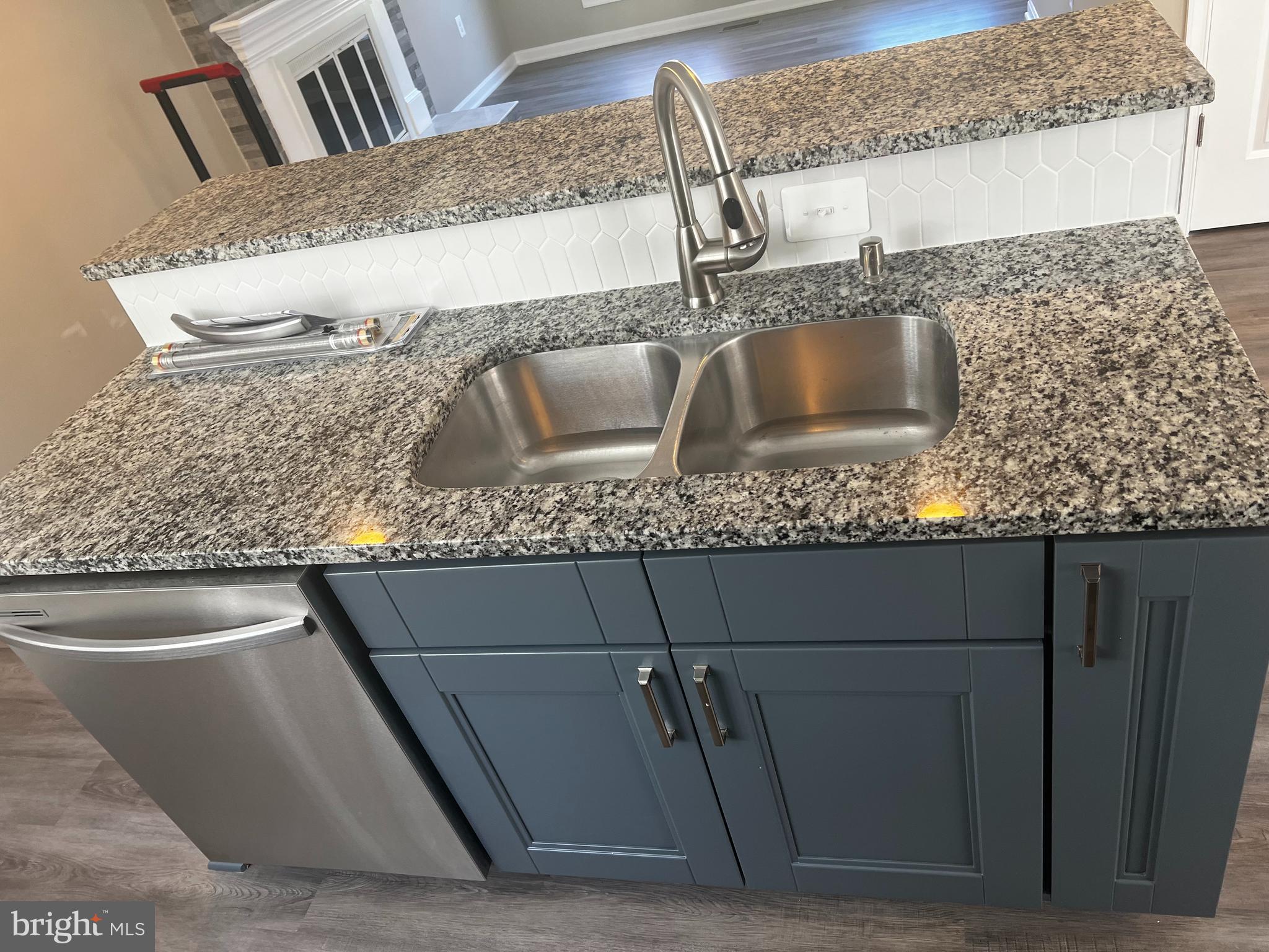 TANTALLON HILLS - Residential