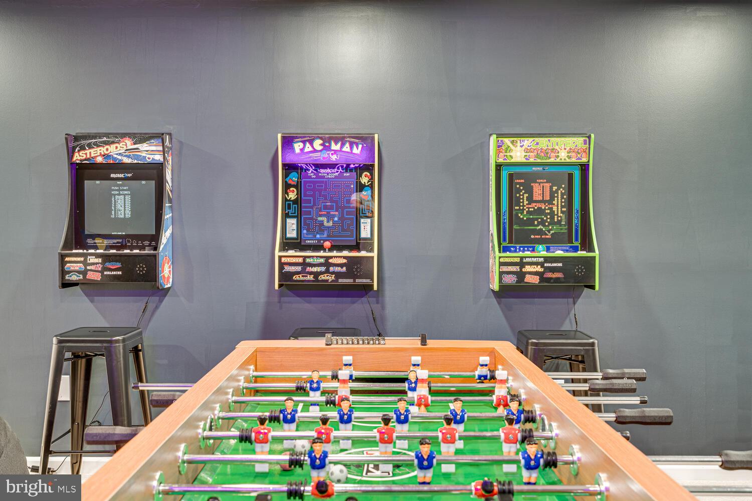 ROYAL VIEW ESTATES - Residential