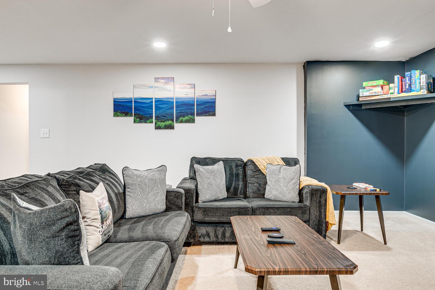 ROYAL VIEW ESTATES - Residential