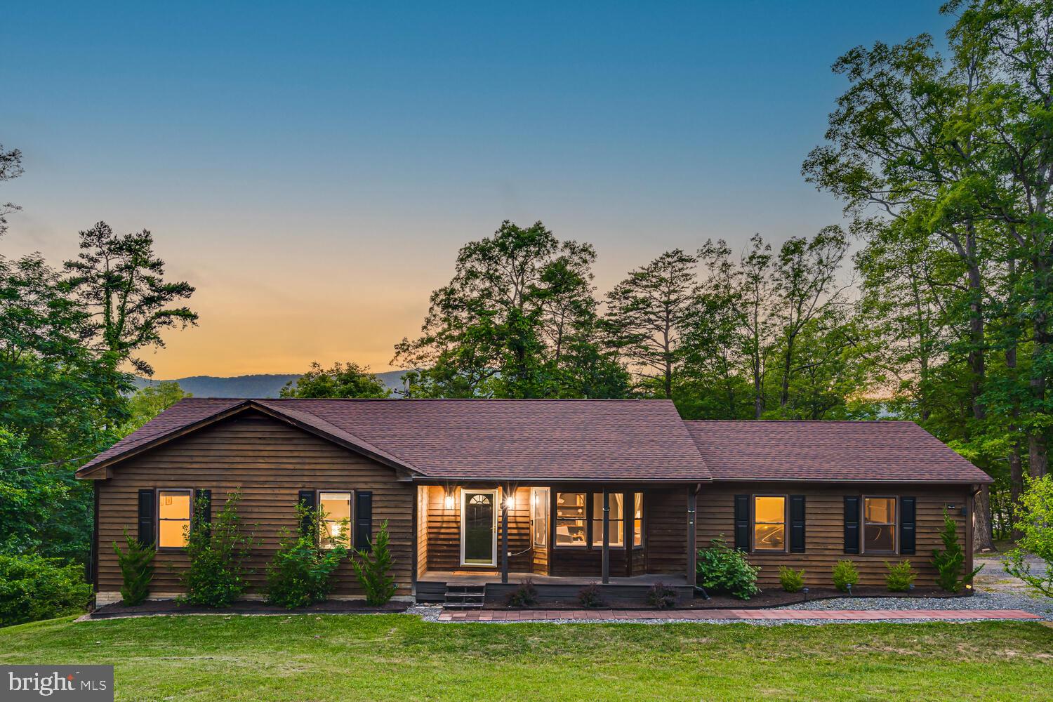 ROYAL VIEW ESTATES - Residential