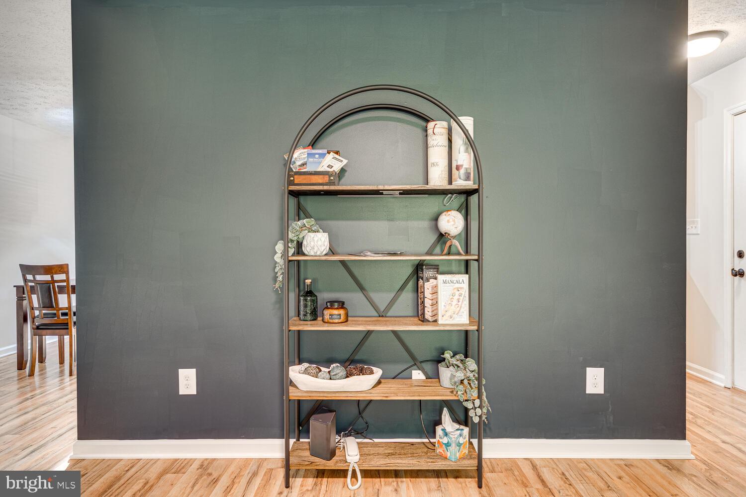 ROYAL VIEW ESTATES - Residential