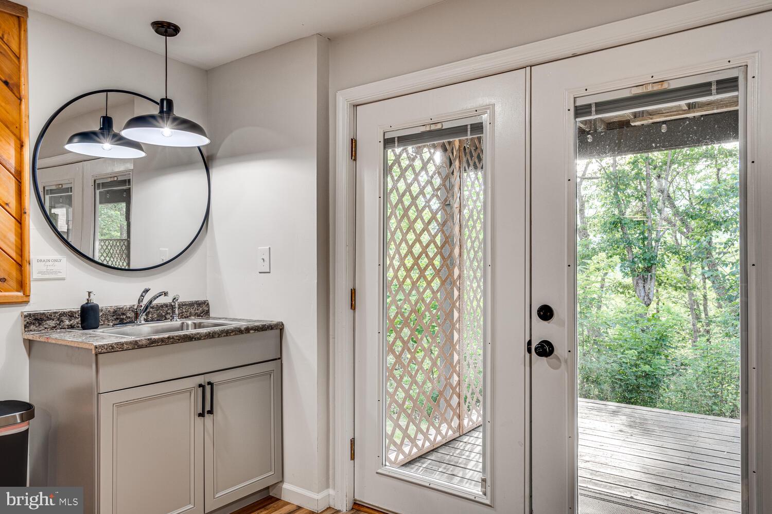 ROYAL VIEW ESTATES - Residential