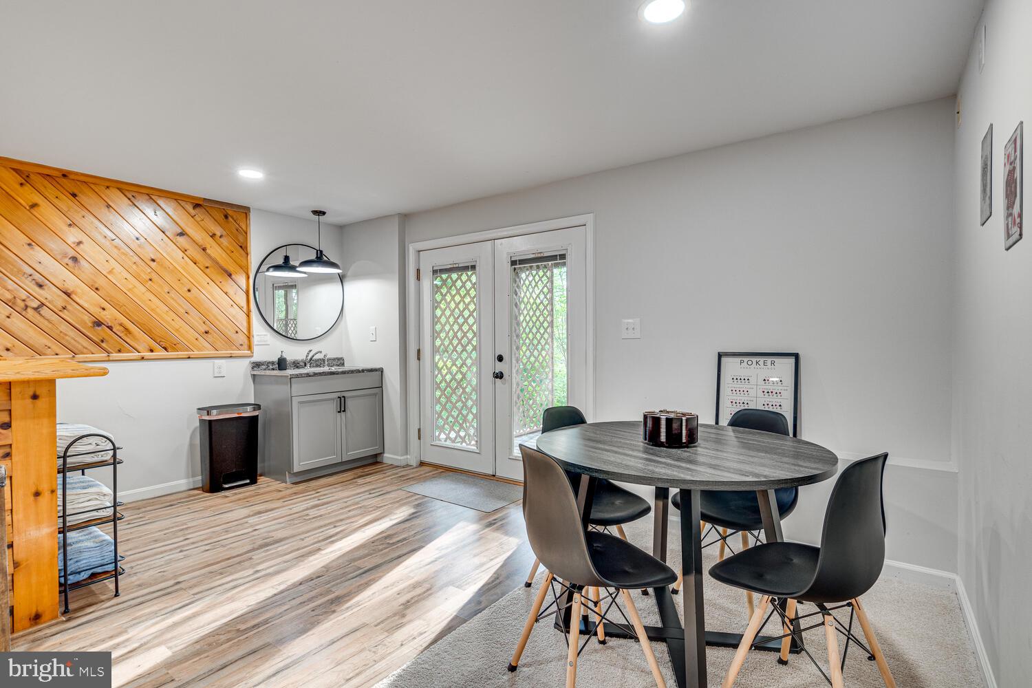 ROYAL VIEW ESTATES - Residential