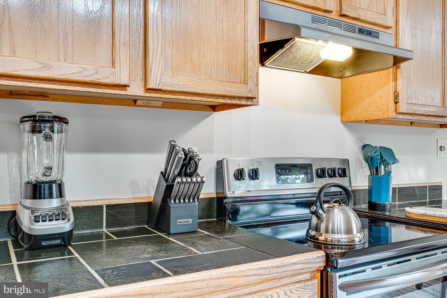 ROYAL VIEW ESTATES - Residential