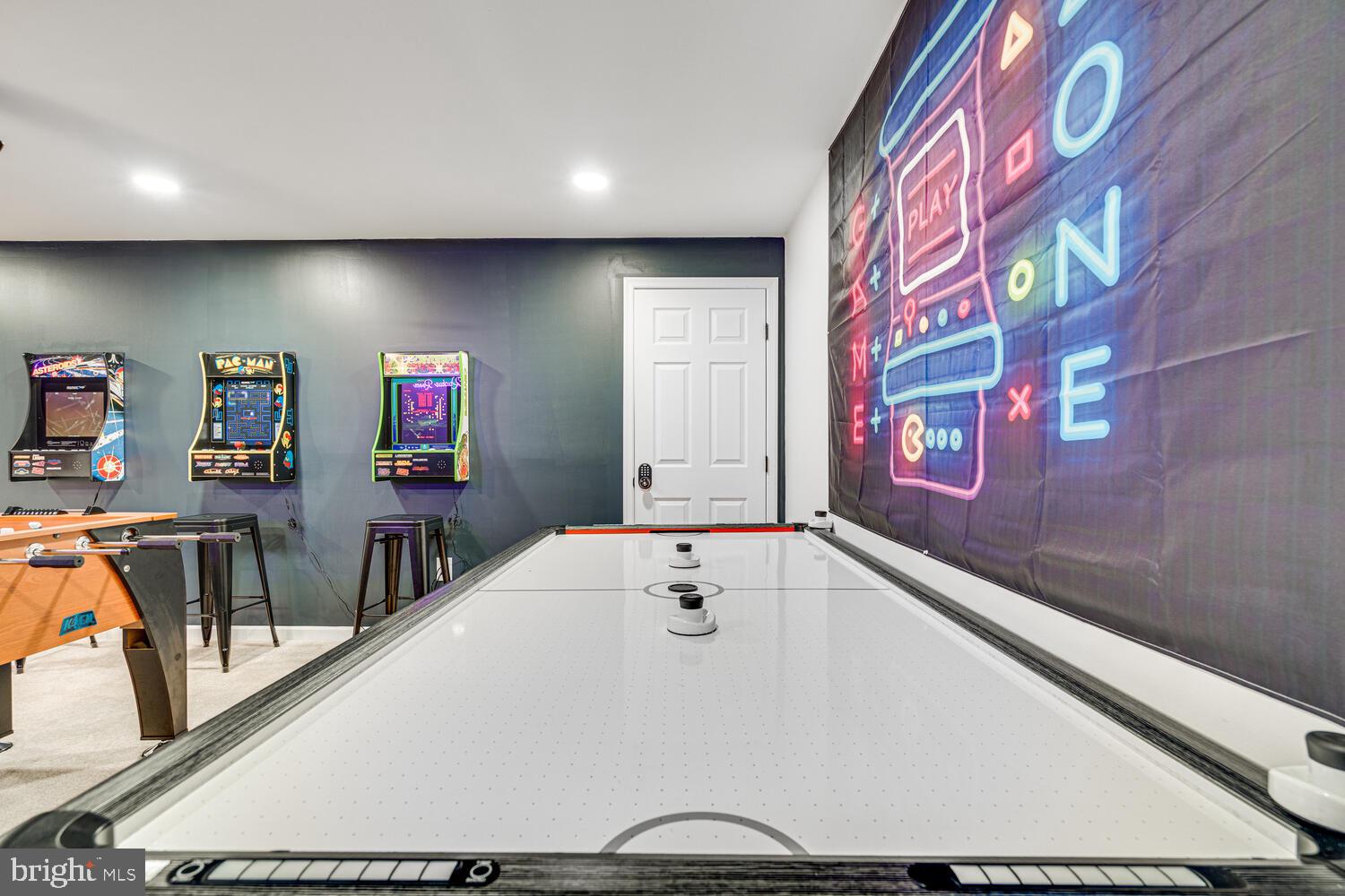 ROYAL VIEW ESTATES - Residential