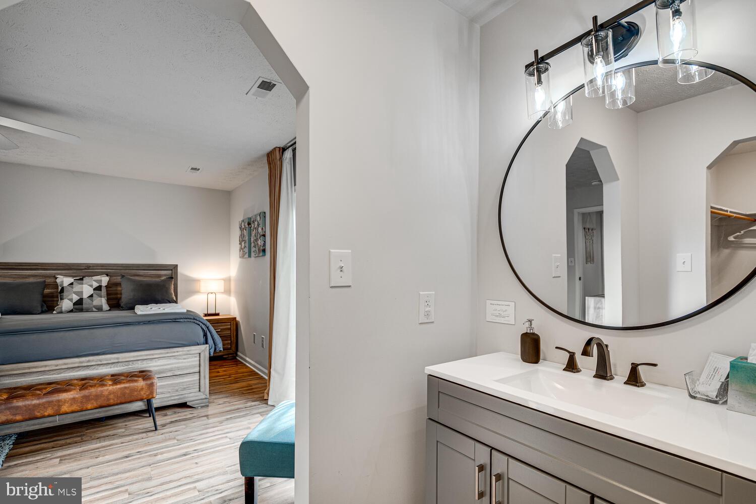 ROYAL VIEW ESTATES - Residential