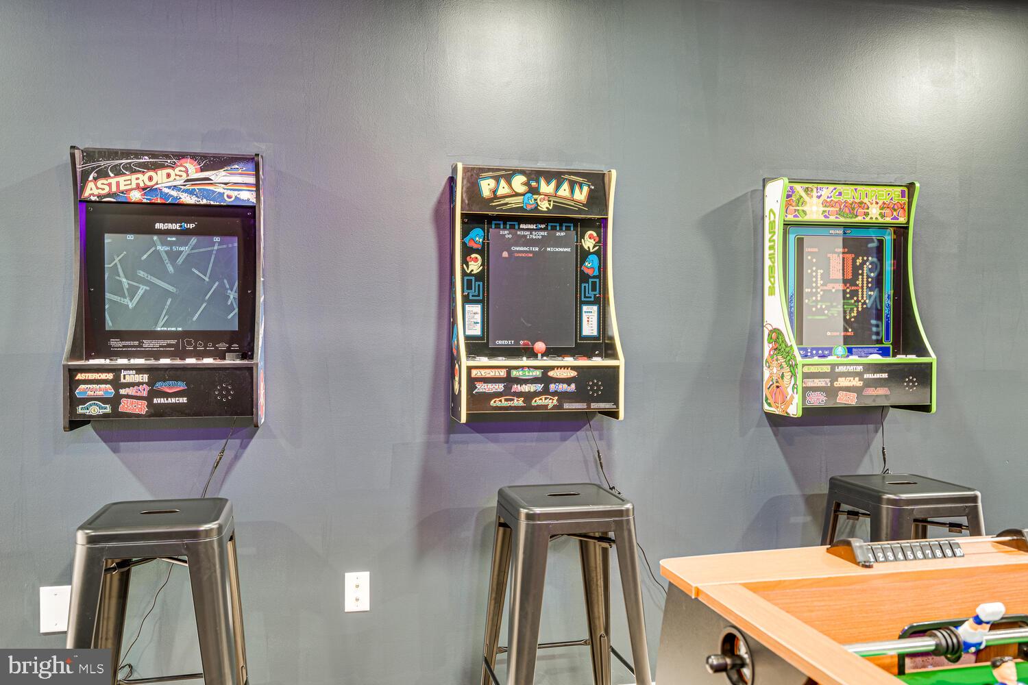 ROYAL VIEW ESTATES - Residential