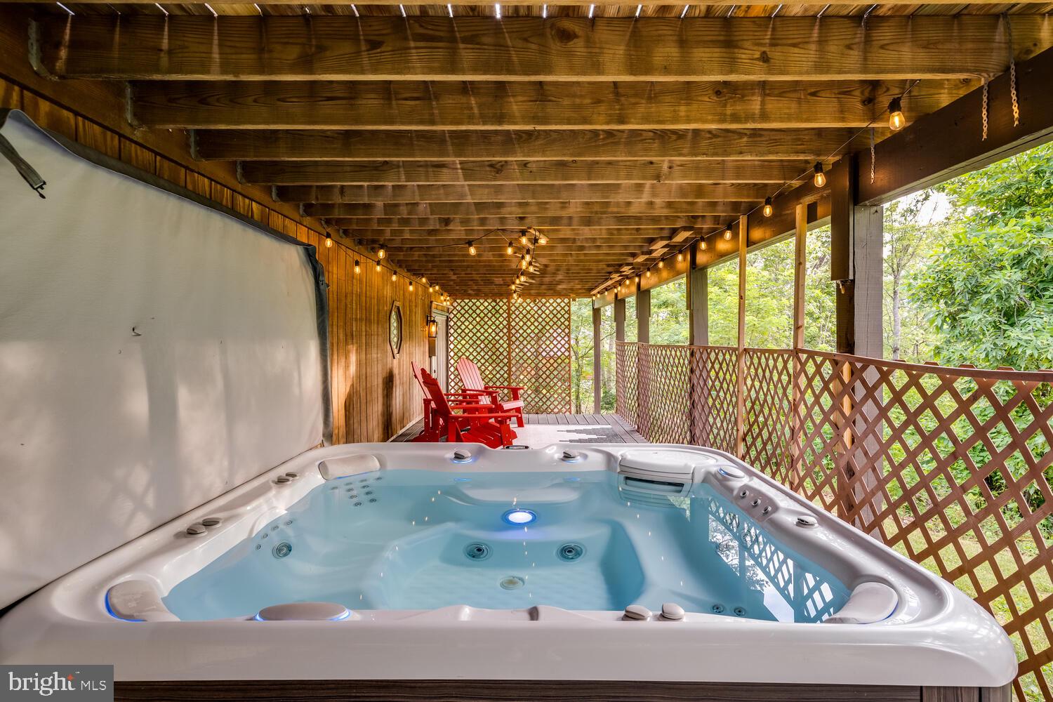 ROYAL VIEW ESTATES - Residential