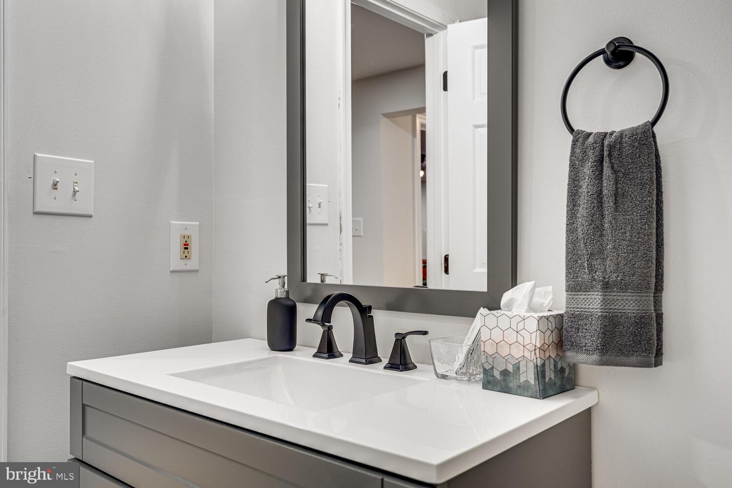 ROYAL VIEW ESTATES - Residential