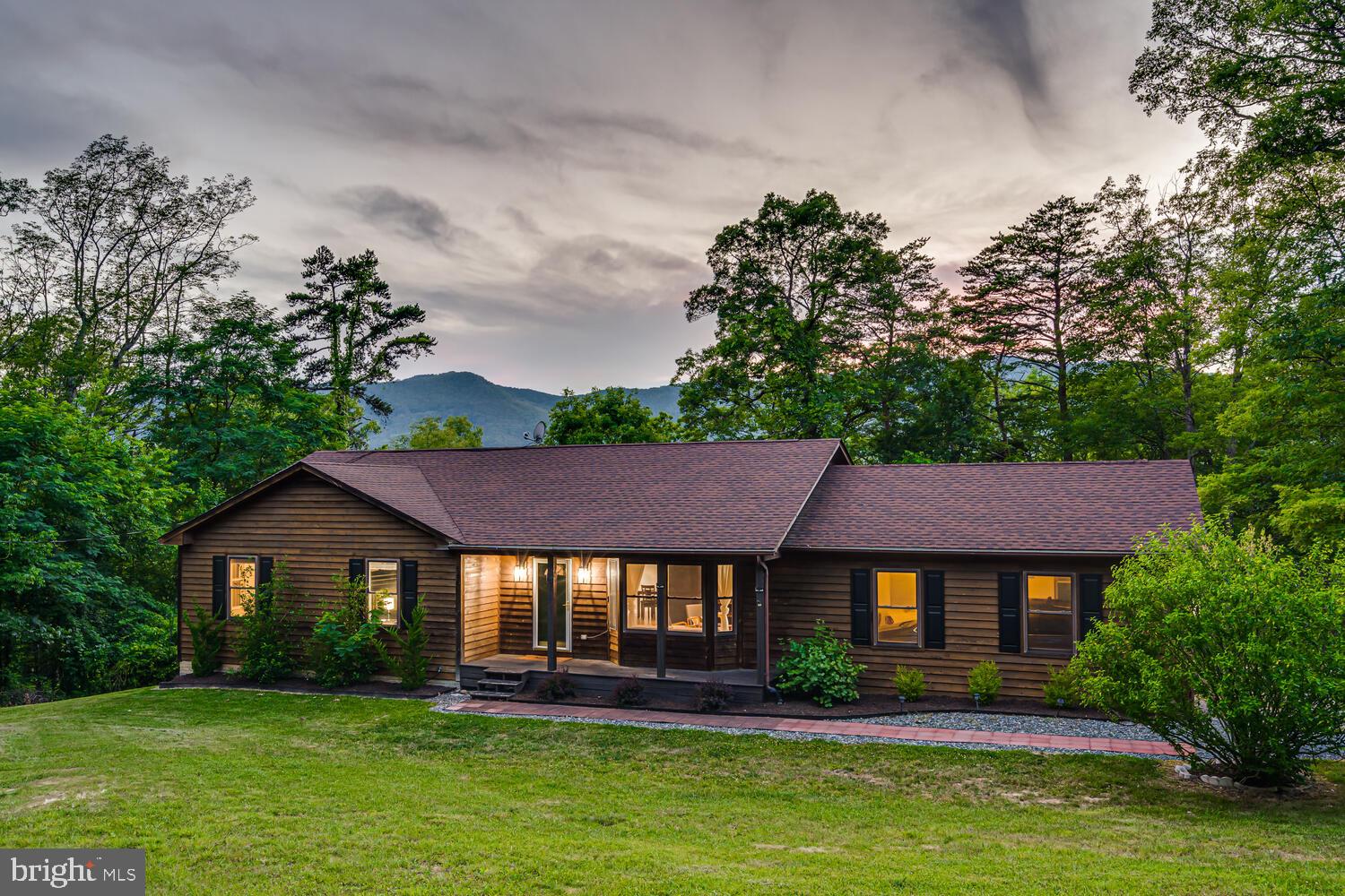 ROYAL VIEW ESTATES - Residential