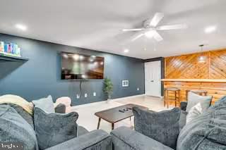 ROYAL VIEW ESTATES - Residential