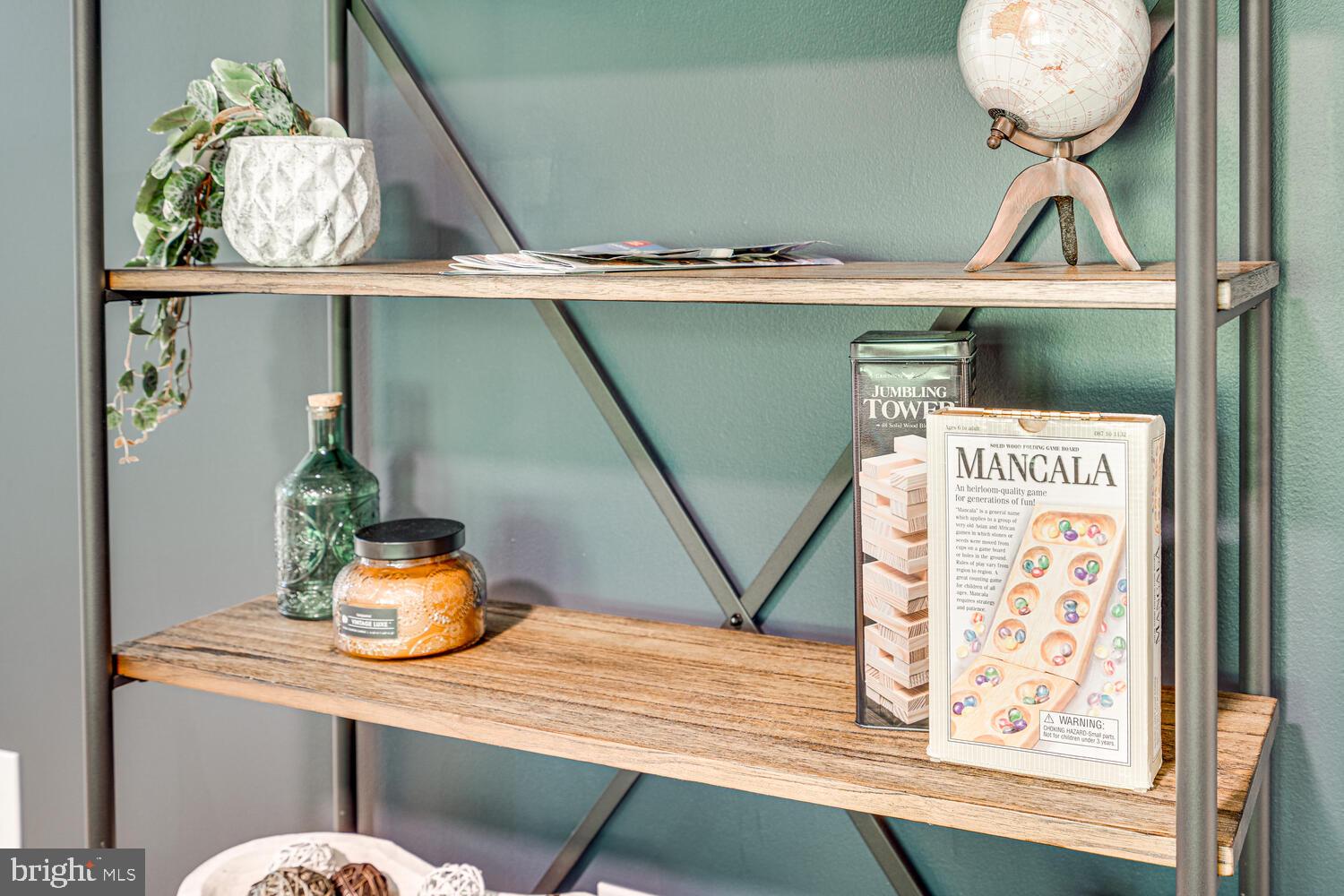 ROYAL VIEW ESTATES - Residential