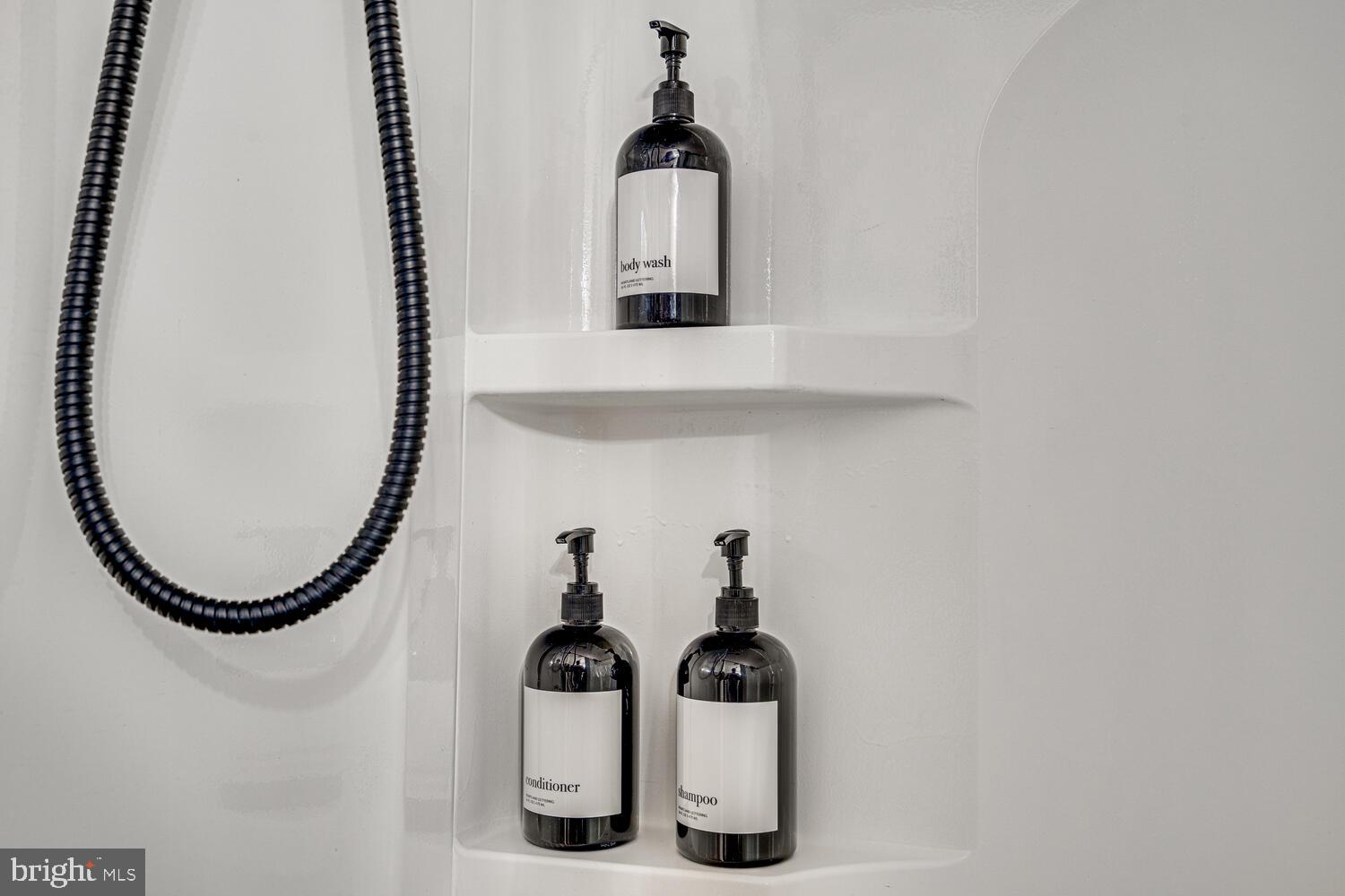 ROYAL VIEW ESTATES - Residential