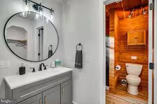 ROYAL VIEW ESTATES - Residential