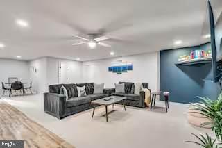 ROYAL VIEW ESTATES - Residential