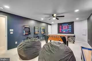 ROYAL VIEW ESTATES - Residential