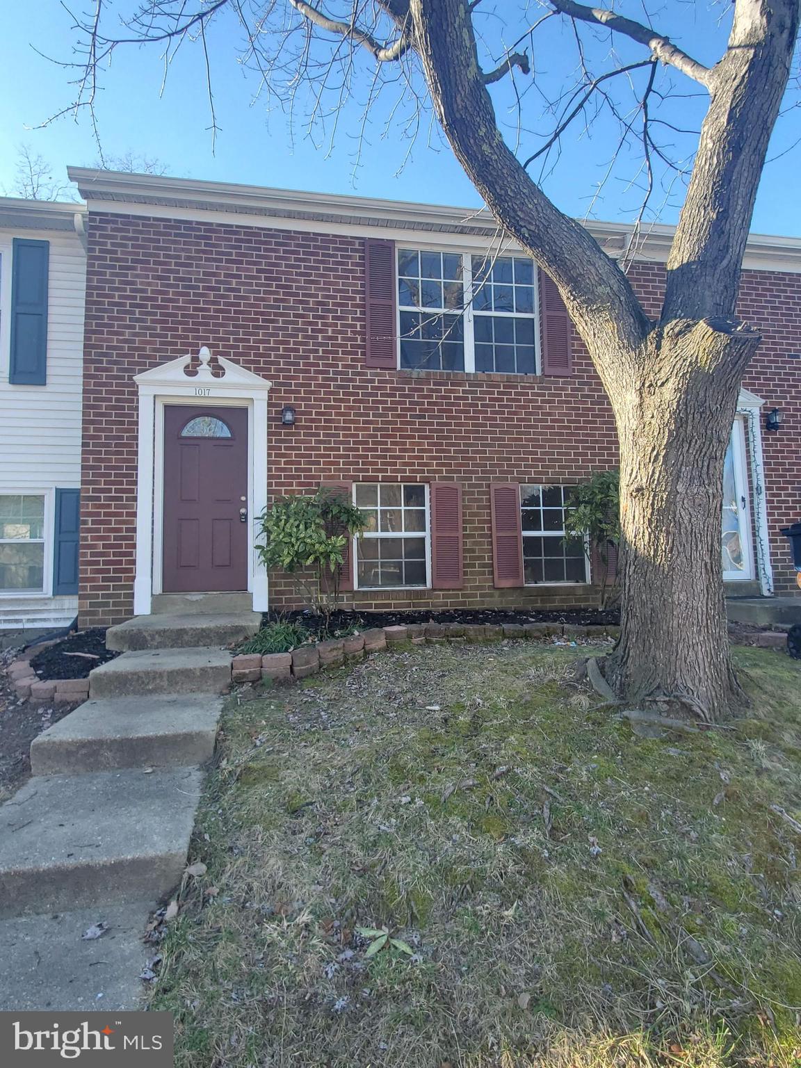 ST CHARLES - CARRINGTON - Residential Lease