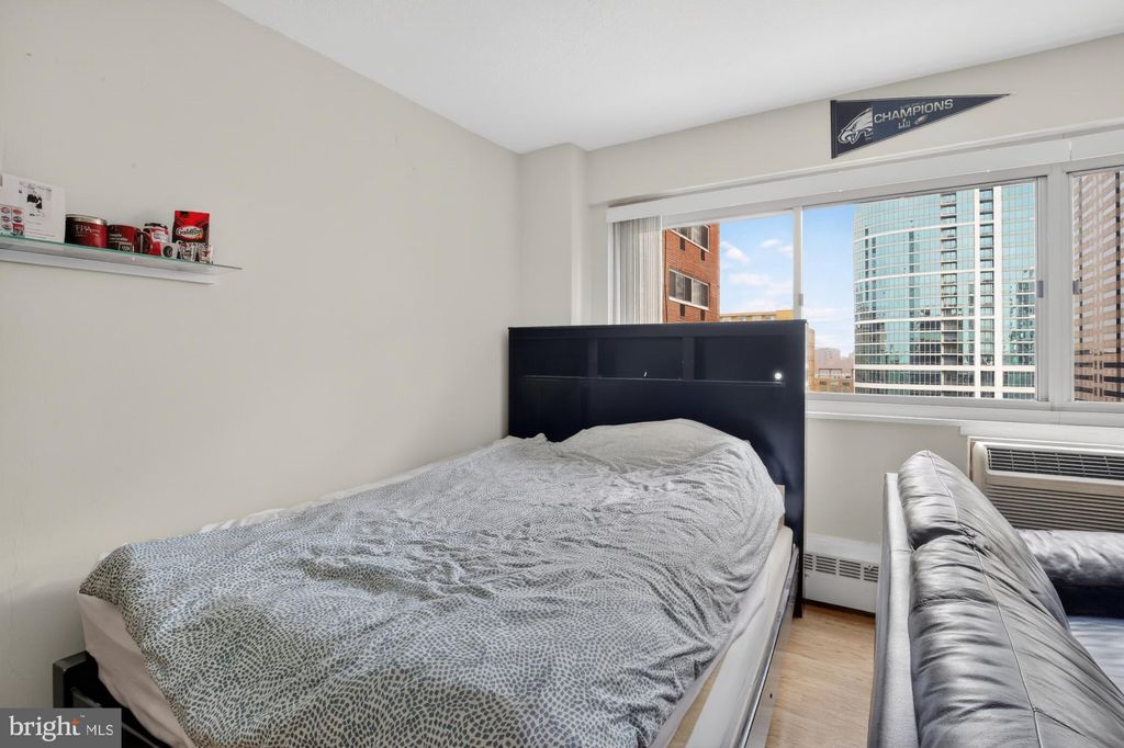 Photo of 2101 Chestnut Street #923, PHILADELPHIA, PA 19103 (MLS # PAPH2572262)