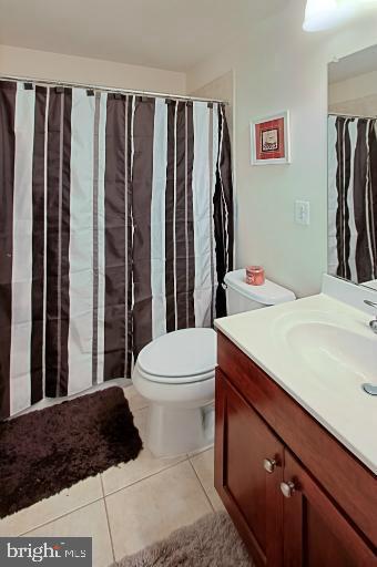 SHIRLINGTON CREST - Residential Lease