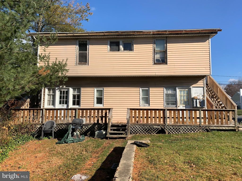 Photo of 258 S Spruce Street, ELIZABETHTOWN, PA 17022 (MLS # PALA2080358)