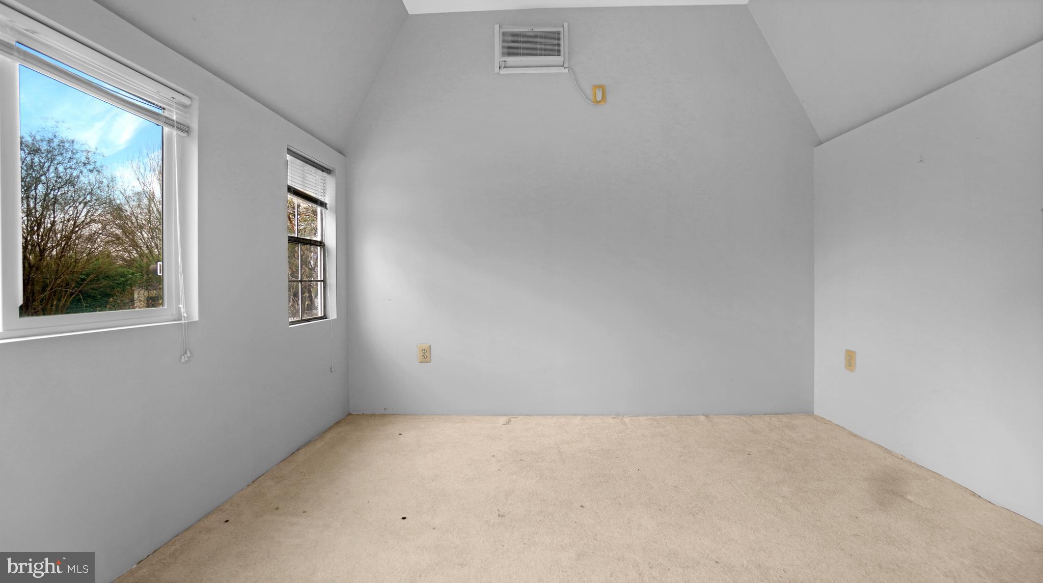 SAVAGE MEADOWS - Residential