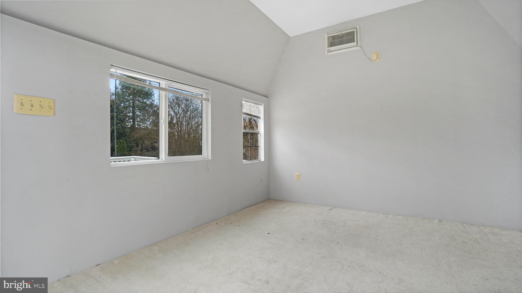 SAVAGE MEADOWS - Residential