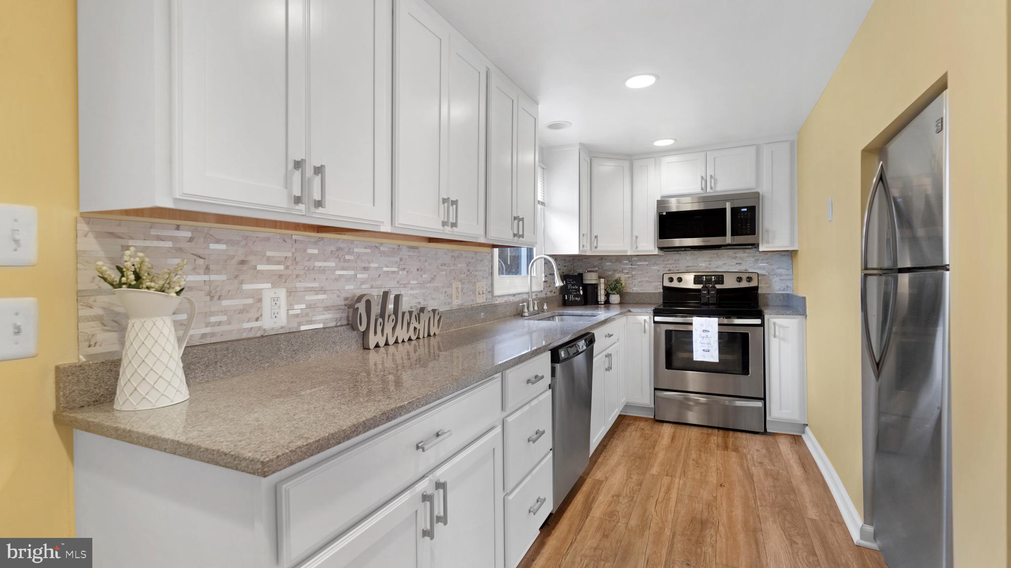 SAVAGE MEADOWS - Residential