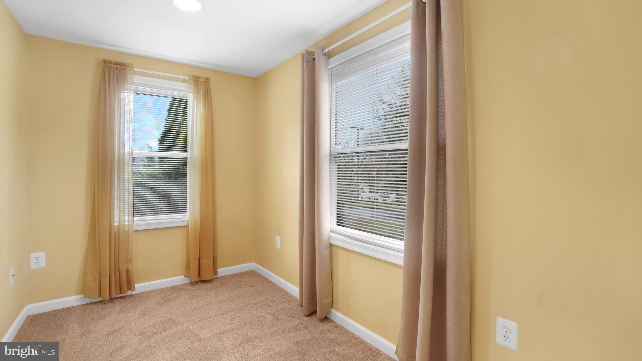 SAVAGE MEADOWS - Residential