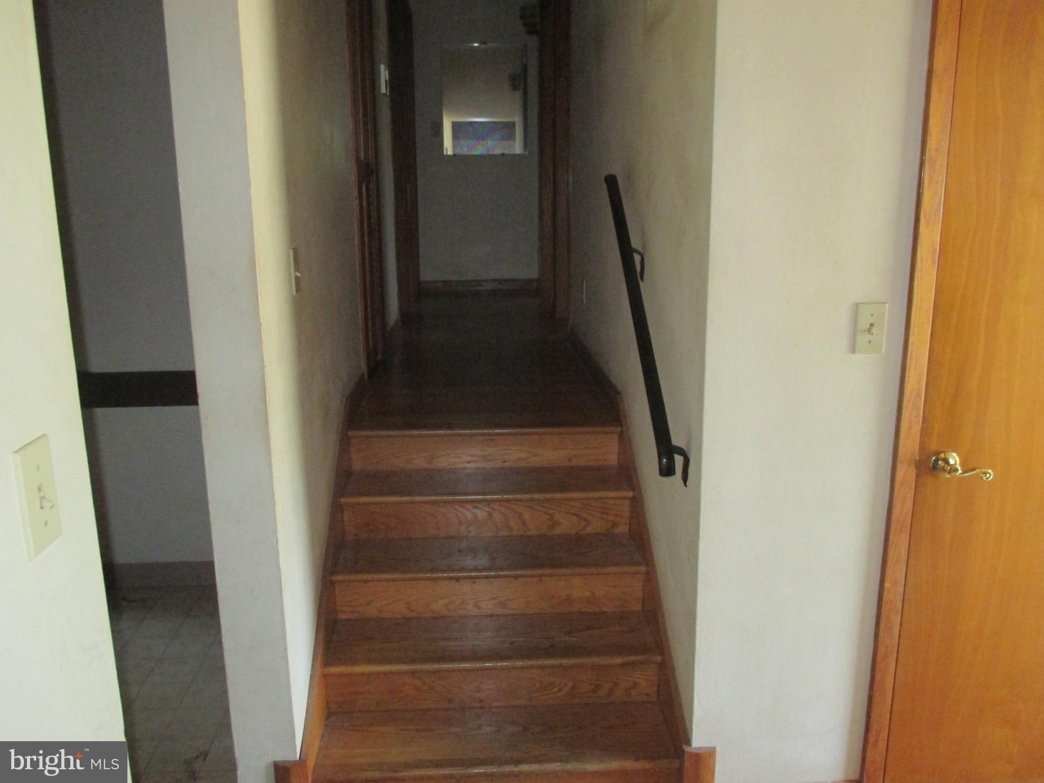 HAWTHORNE HEIGHTS - Residential