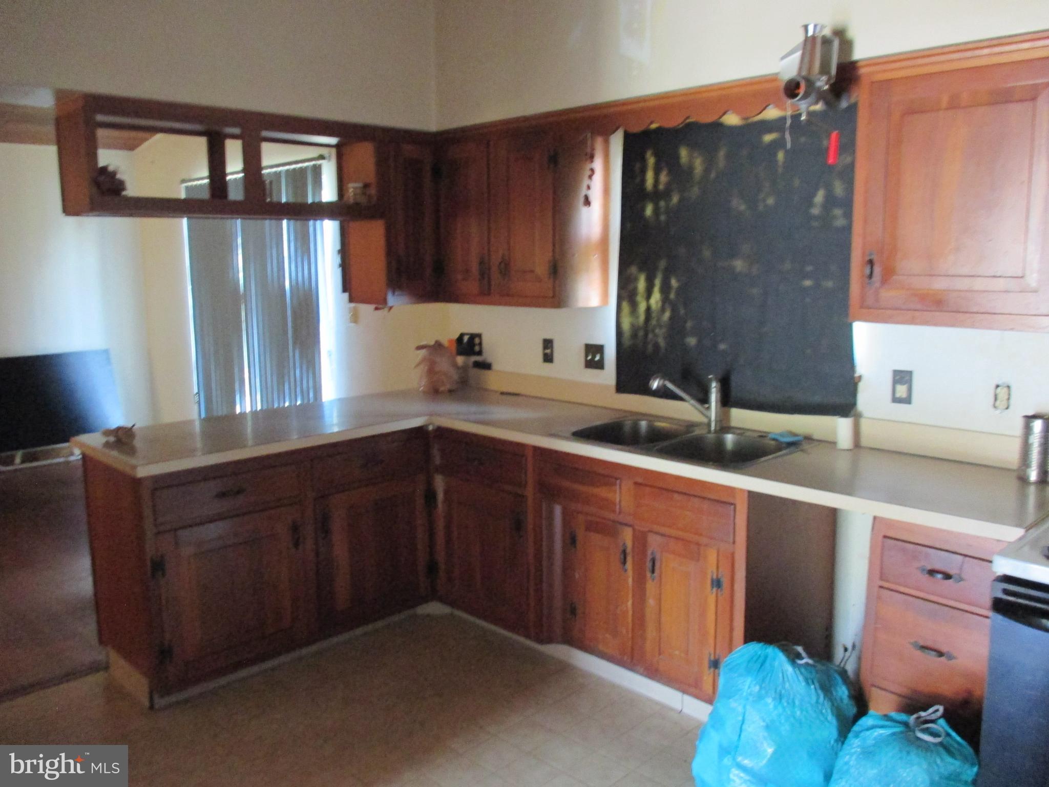 HAWTHORNE HEIGHTS - Residential