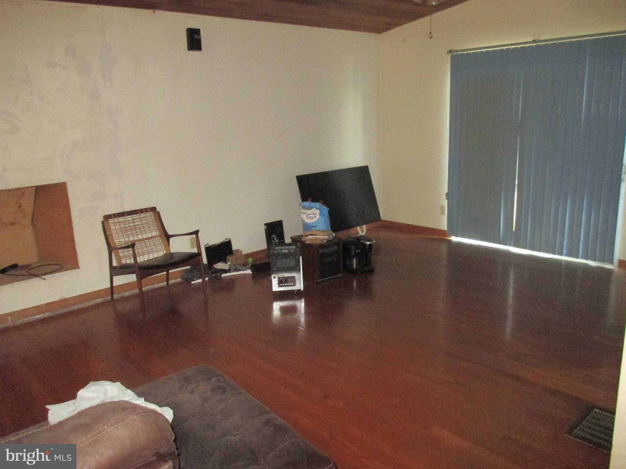 HAWTHORNE HEIGHTS - Residential