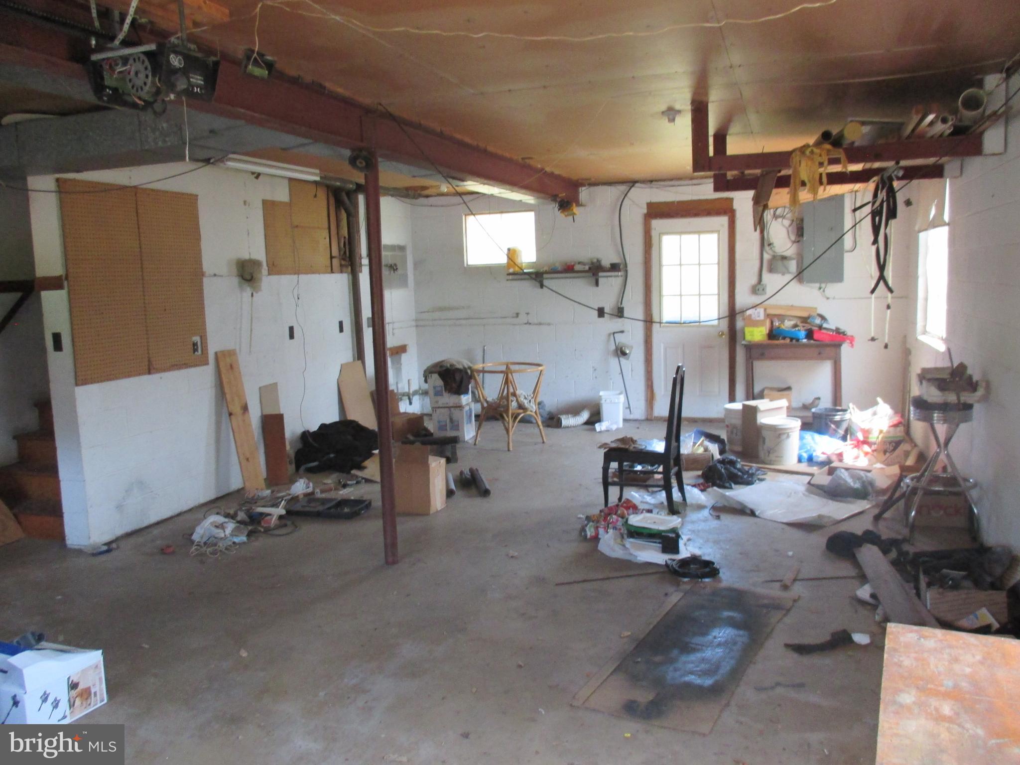 HAWTHORNE HEIGHTS - Residential