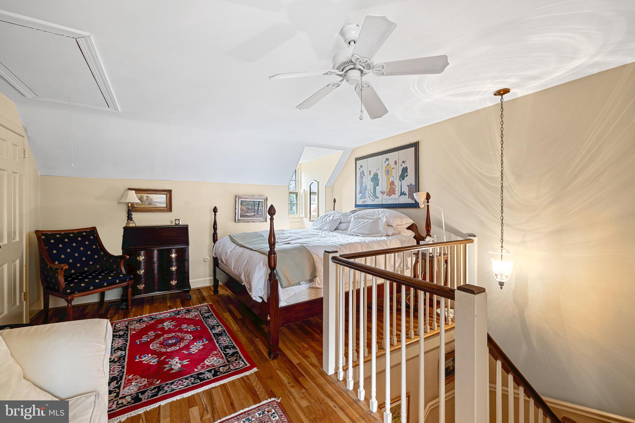 SOCIETY HILL - Residential