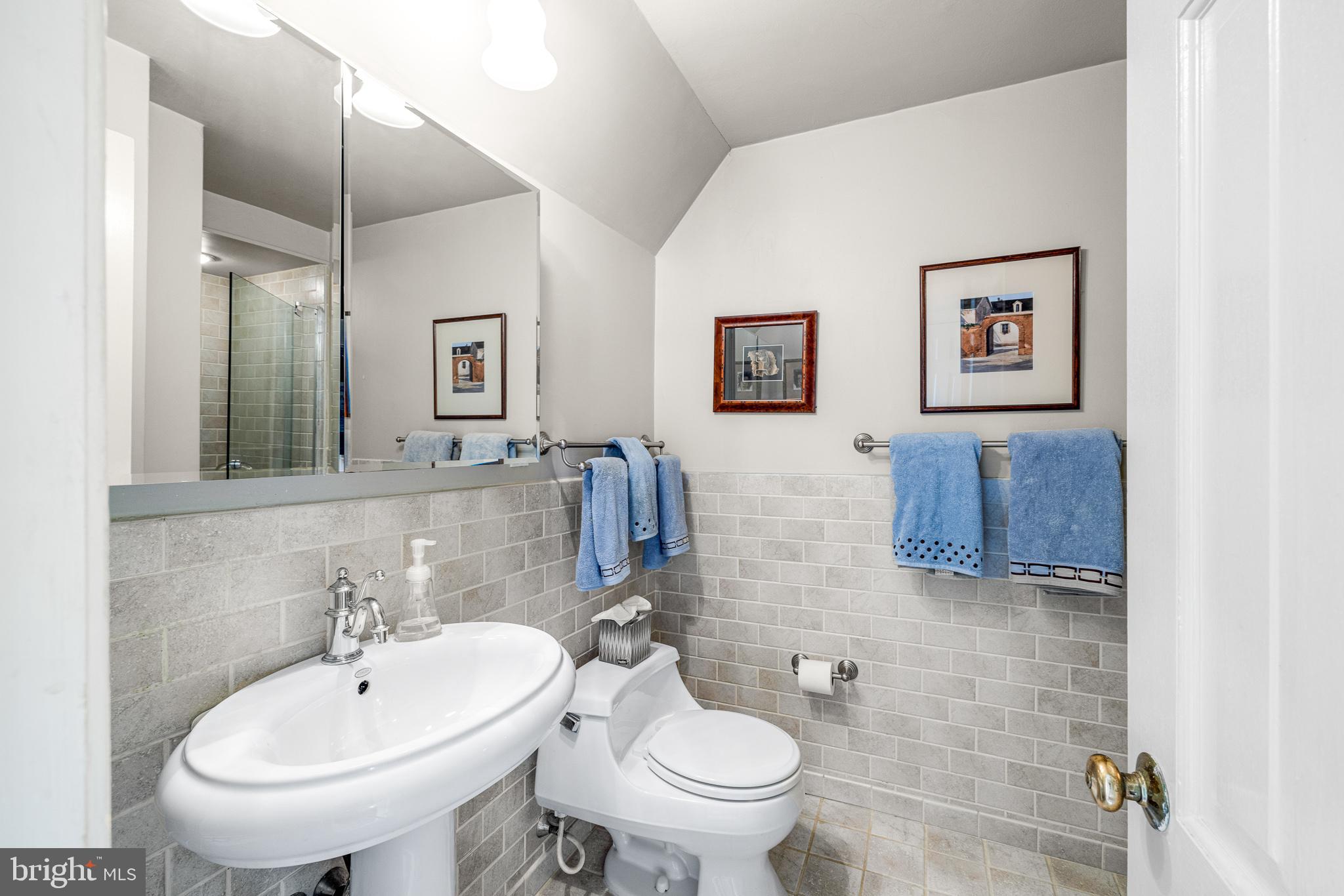 SOCIETY HILL - Residential