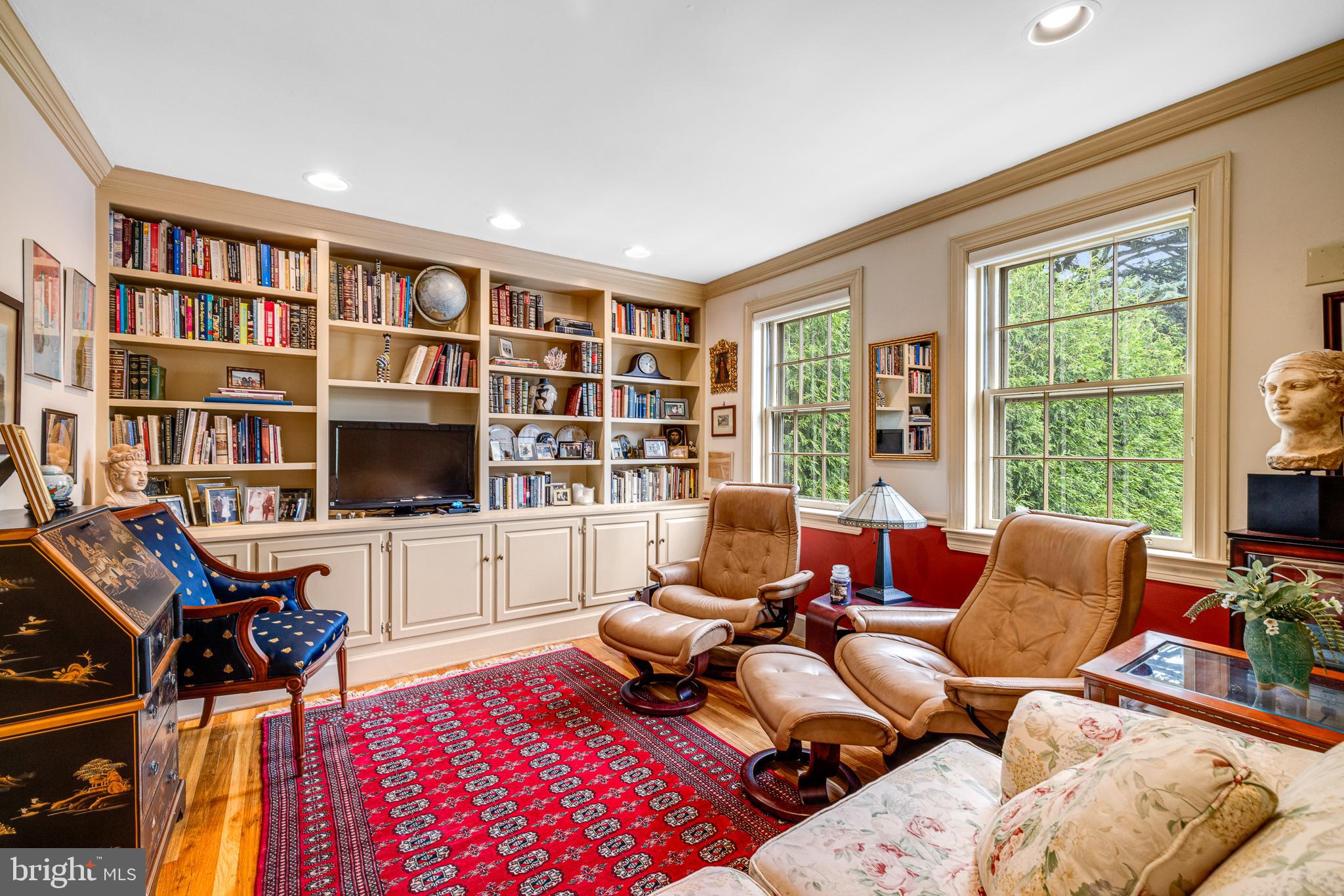 SOCIETY HILL - Residential