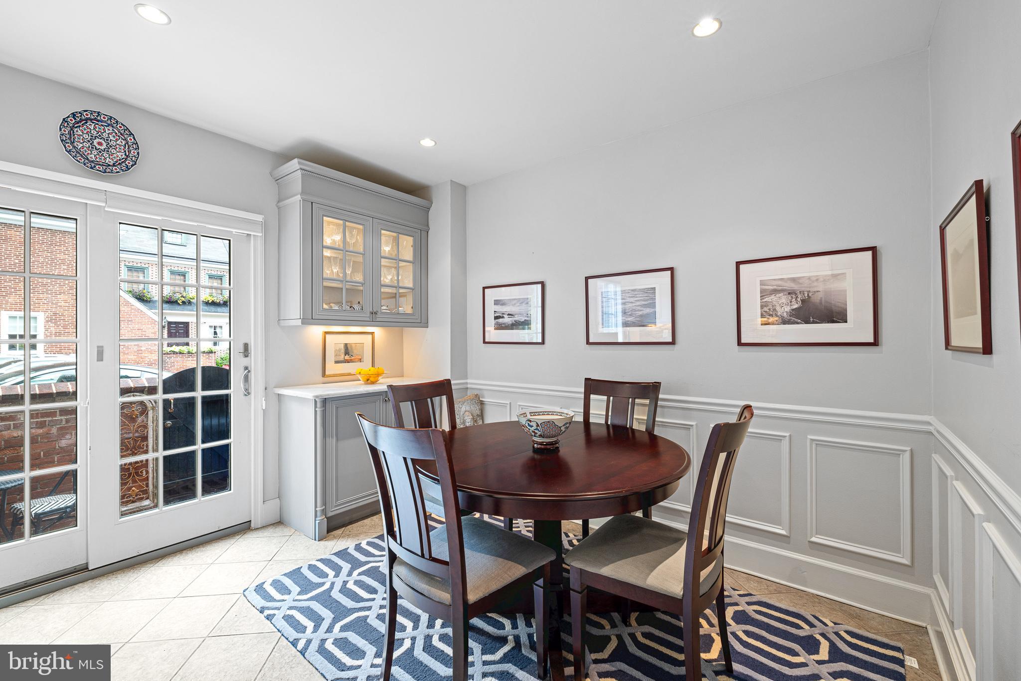 SOCIETY HILL - Residential