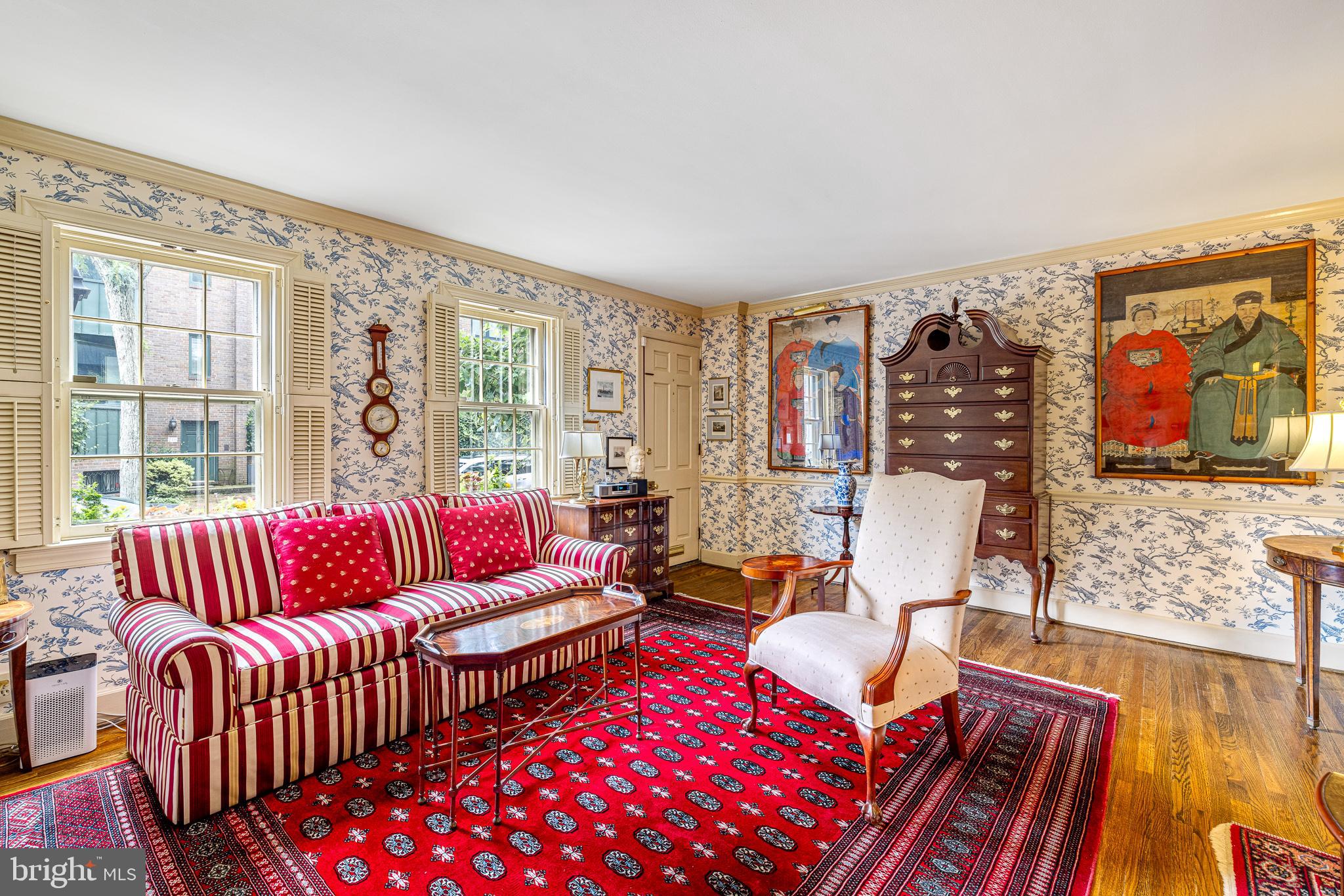 SOCIETY HILL - Residential