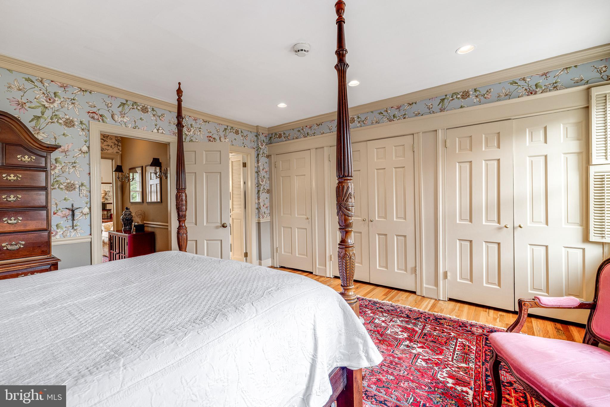 SOCIETY HILL - Residential