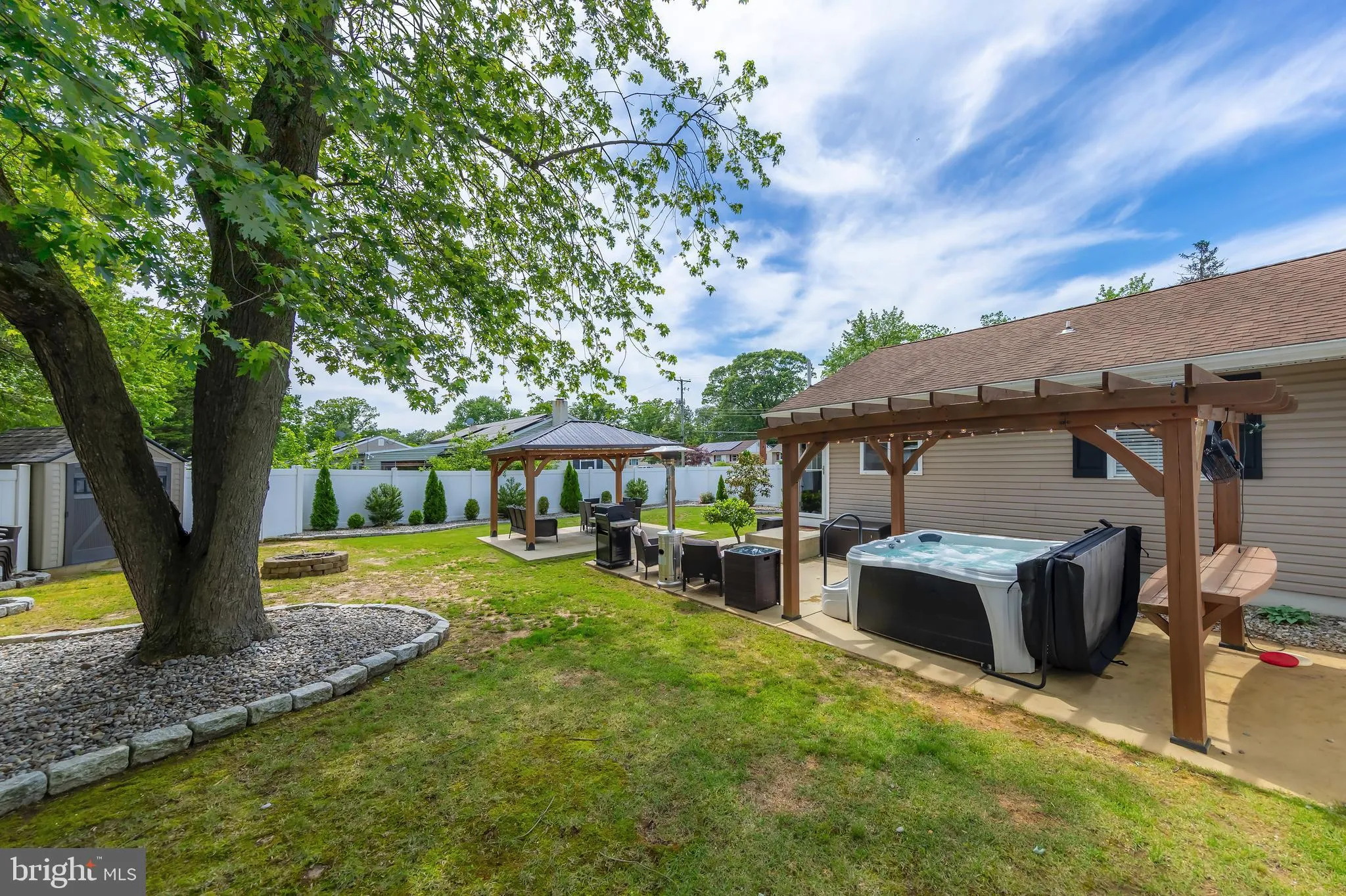 Pine Hill, New Jersey 08021, United States, 3 Bedrooms Bedrooms, ,1 BathroomBathrooms,Residential,Contingent,134842