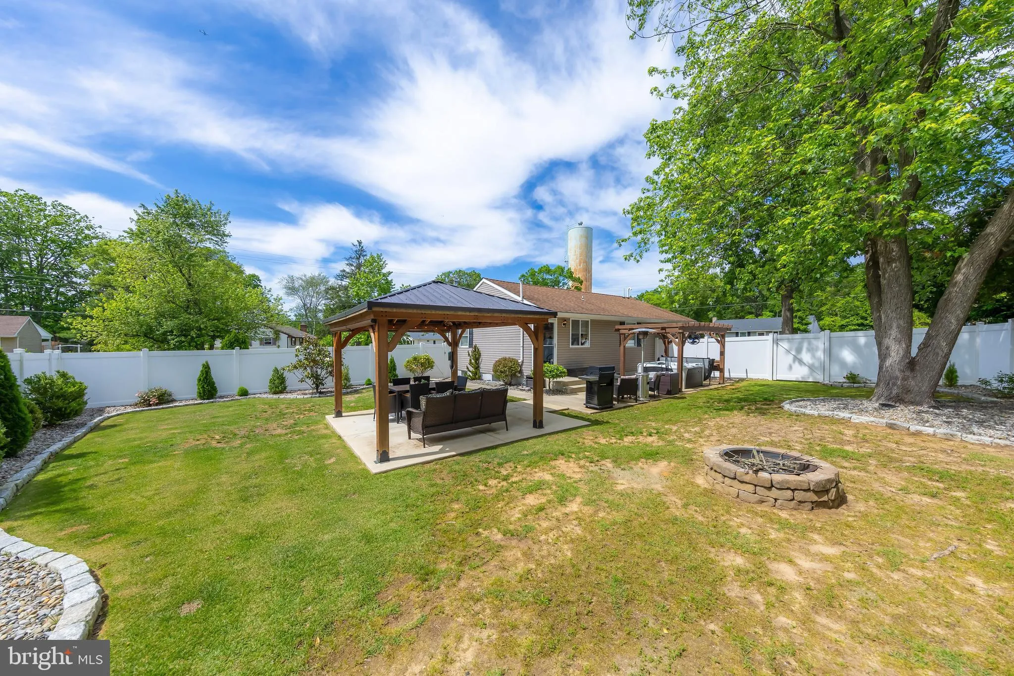 Pine Hill, New Jersey 08021, United States, 3 Bedrooms Bedrooms, ,1 BathroomBathrooms,Residential,Contingent,134842