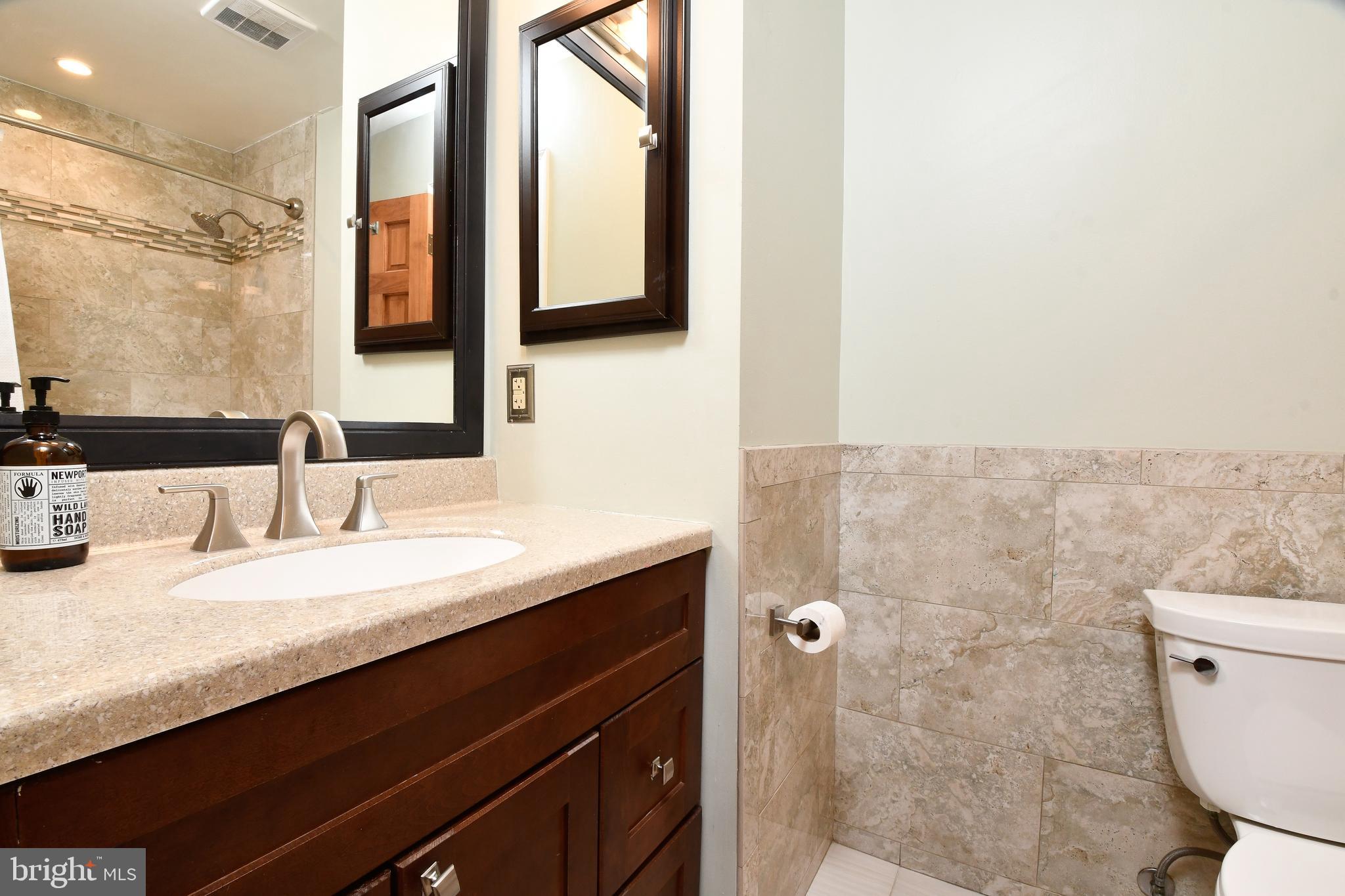 LONGWOOD KNOLLS - Residential