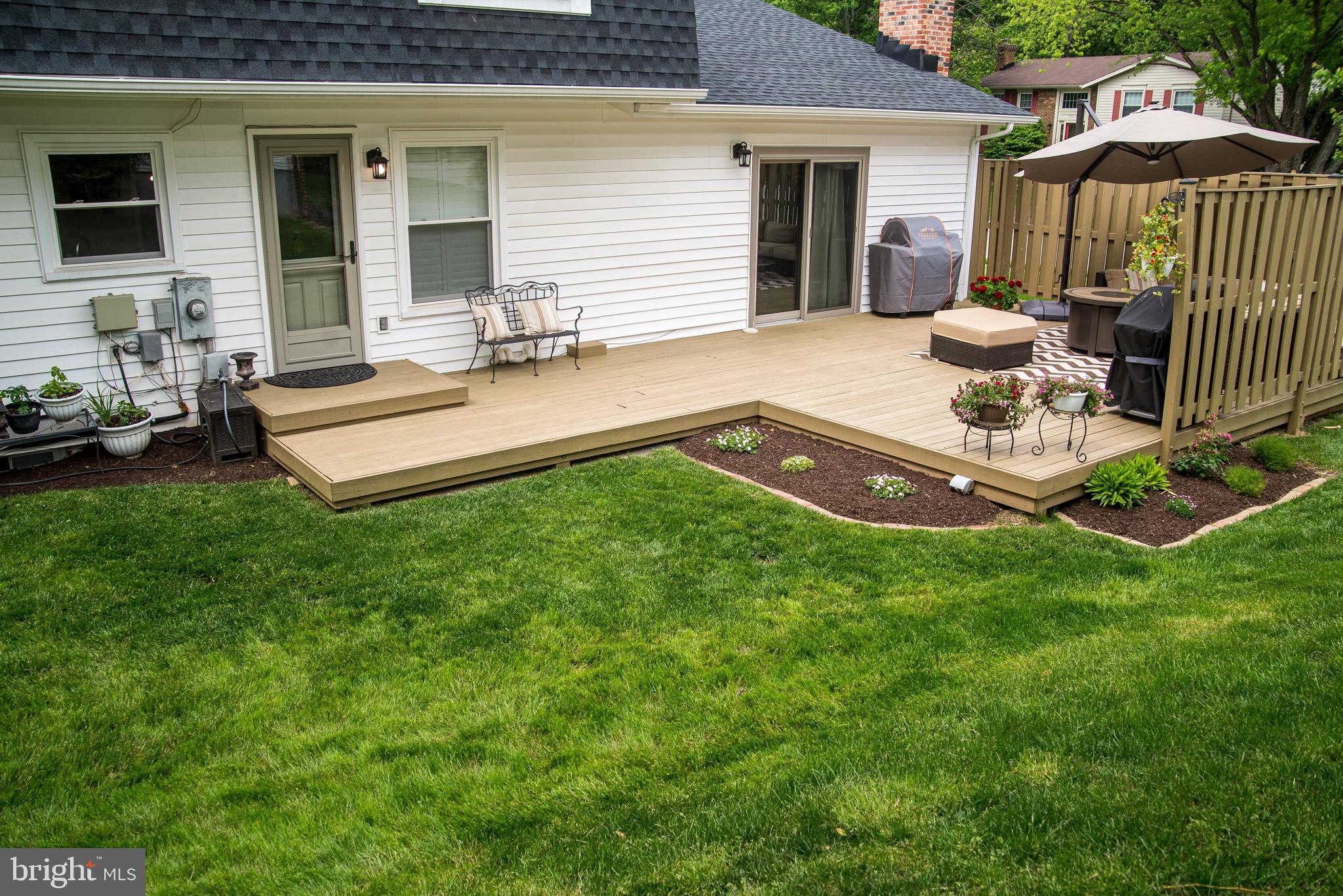 LONGWOOD KNOLLS - Residential