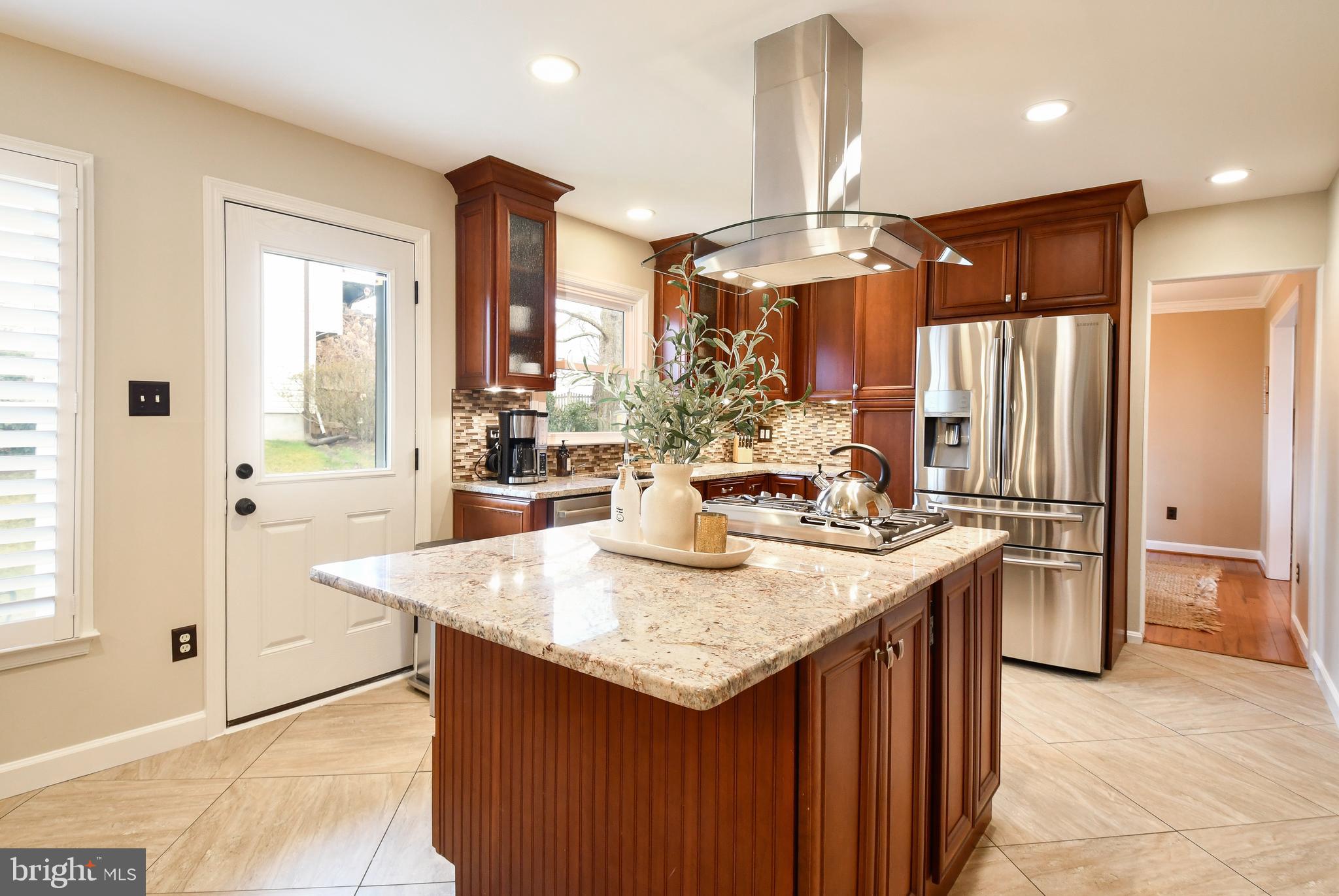 LONGWOOD KNOLLS - Residential